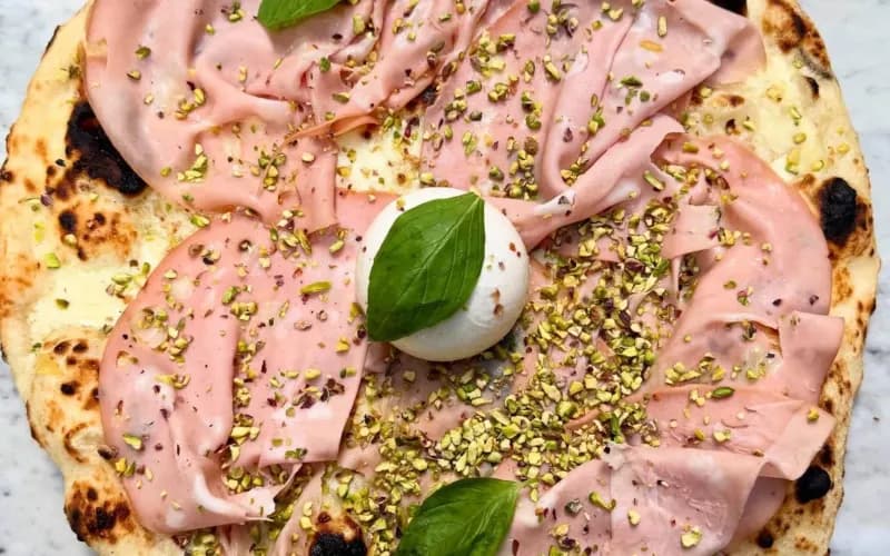 Established Neapolitan Pizza Restaurant Group & Master Franchise – UK, Netherlands & Belgium