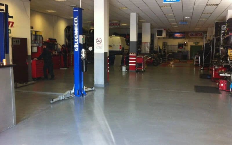 Established MOT, Tyre & Repair Garage - Park Royal's Busy Main Road
