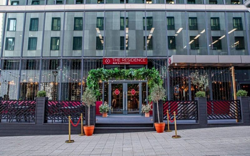 The Residence Bar & Kitchen - Bar, Restaurant & Live Entertainment Venue
