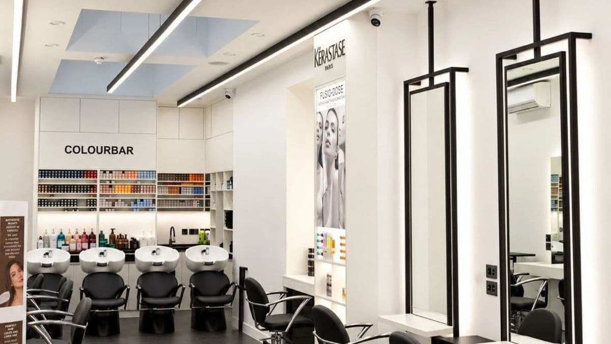 Premium Beauty & Wellness Business – Downtown London photo 1