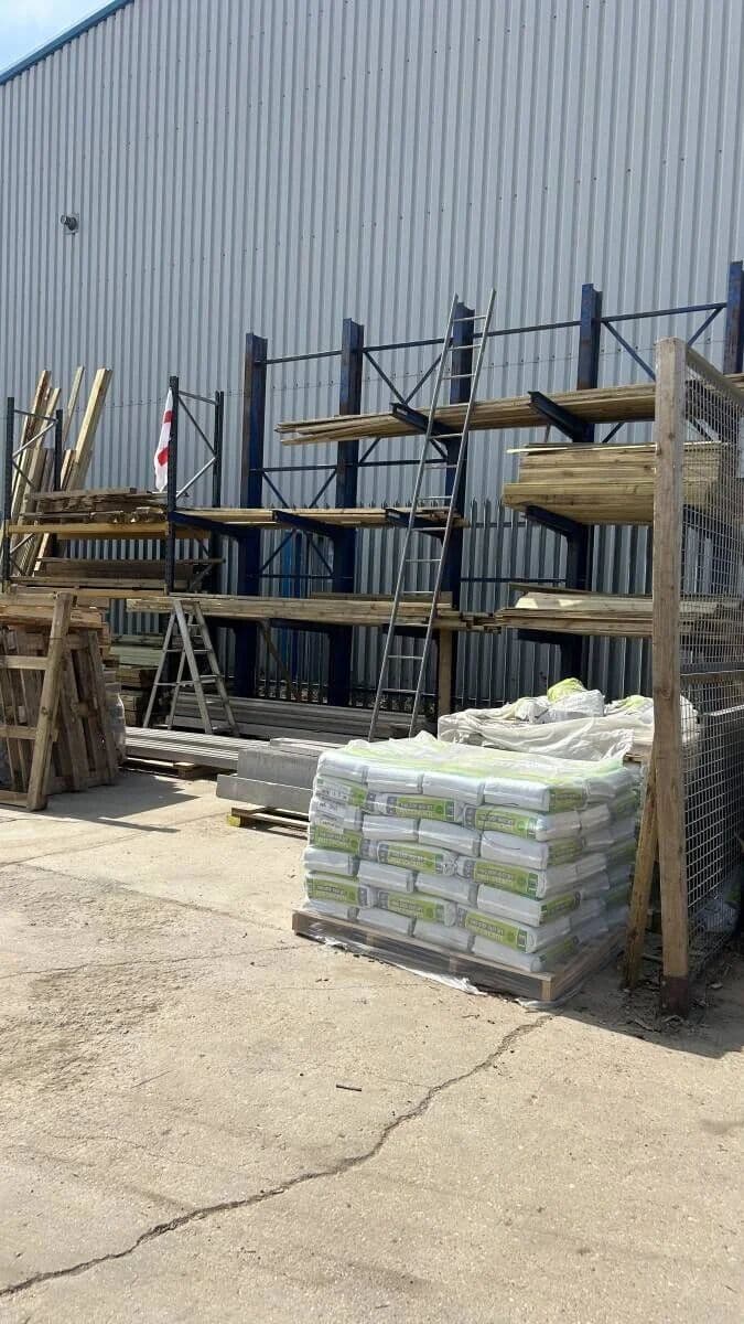 Profitable Fencing Business with Strong Reputation photo 1
